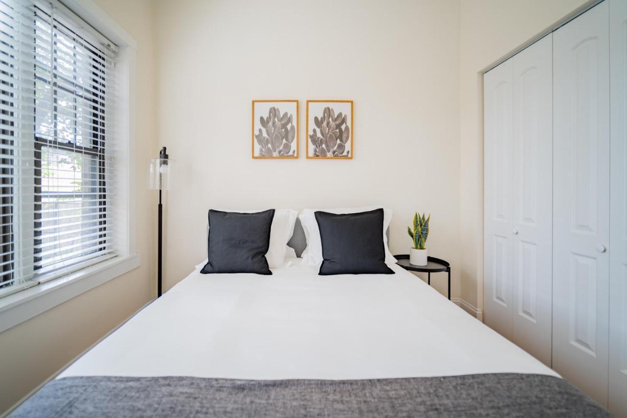 3-Bedroom Gem Apt With In-Unit Laundry - Lawndale 1 & 2 Rep Чикаго Екстериор снимка