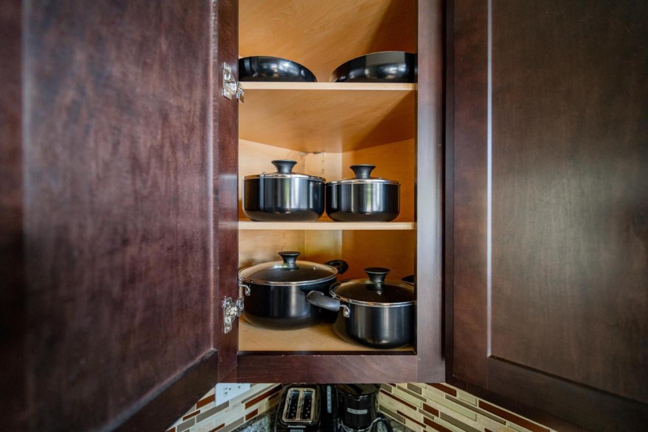 3-Bedroom Gem Apt With In-Unit Laundry - Lawndale 1 & 2 Rep Чикаго Екстериор снимка